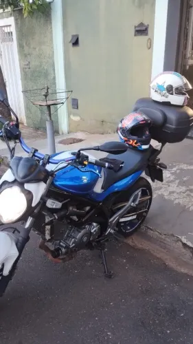 VENDO SUZUKI GLADIUS 650 2016