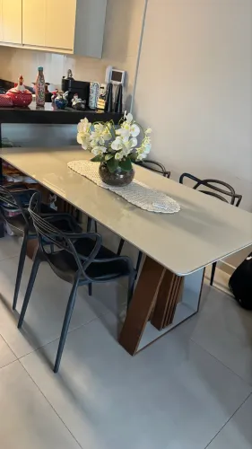Mesa 6 cadeiras!!! 1.000,00