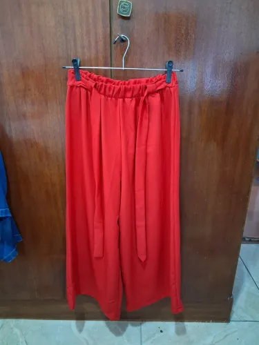 Calça pantalona vermelha