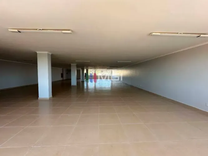 Prédio Comercial de 1.126 m² para Locação em Goiânia