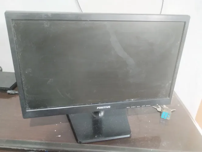 Monitor 19,5 polegadas