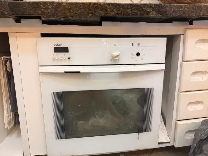 Forno elétrico embutir Bosh