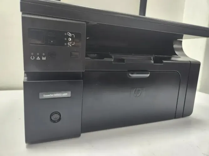 ATENÇÃO IMPRESSORA HP M1132 MULTIFUNCIONAL - QUALIDADE E ECONOMIA PRA SUA ROTINA! 