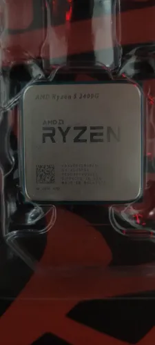 Processador AMD Ryzen 5 3400G 4C/8T com Vídeo Integrado - (Usado em perfeitas condições)