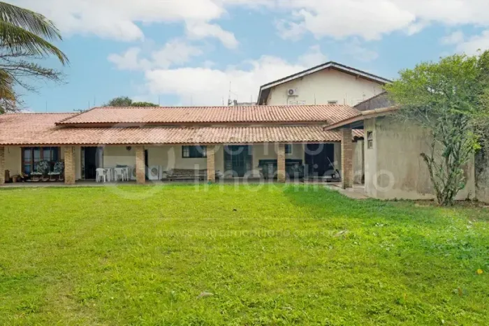 TERRENO à venda em Peruíbe, no bairro Balneario Florida