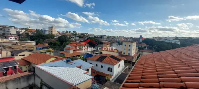 Casa em Rua Benjamin Constant de Oliveira - Fonte Grande - Contagem/MG