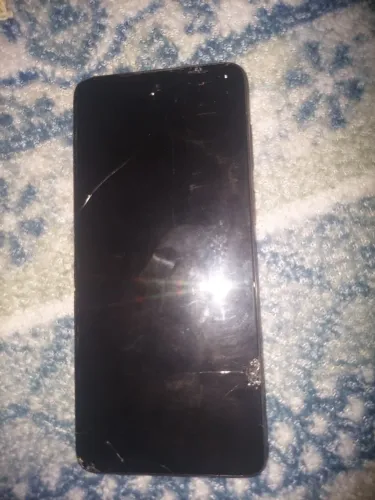 Vendo do celulares para retira de peças ou conserta as telas. Um Motorola g22 e Samsunga14