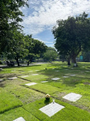 OPORTUNIDADE - VENDE-SE JAZIGO NO CEMITÉRIO JARDIM DO IPÊ ?