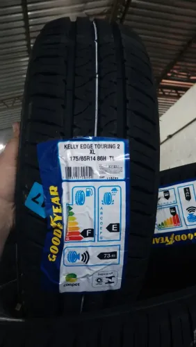 Pneu 175/65/aro14 Goodyear
