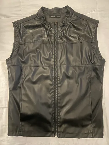 Colete FreeGo Preto em Couro Sintético - Tam. M