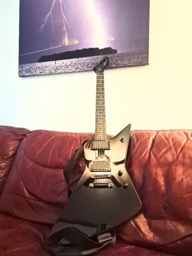 GUITARRA HARLEY BENTON - TRIBUTE METALICA