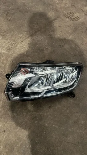 Farol Esquerdo Renault Logan Sandero 2014 A 2019 Original Com Detalhe 