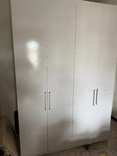 Armario de roupas 4 portas branco