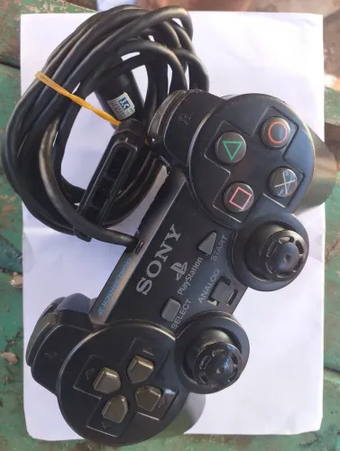 Controles do PlayStation e XBox