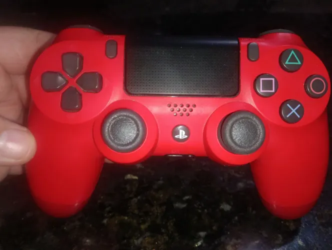 Controle ORIGINAL PS4 Novo, usado apenas 2 vezes (Vermelho).