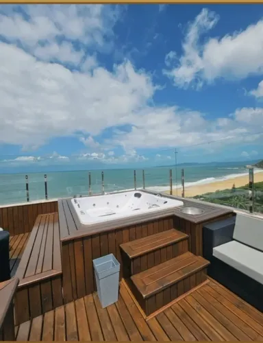 MARAVILHOSO DUPLEX FRENTE MAR ALTO PADRÃO NA PRAIA DO ESTALEIRINHO B.CAMBORIÚ