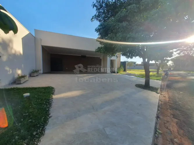 Casa/Condomínio - Residencial - No bairro Cond. Jardim Botânico - Condomínio Jardim Botâni
