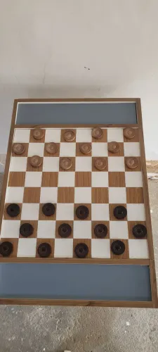 Jogo de damas tabuleiro e pedras 