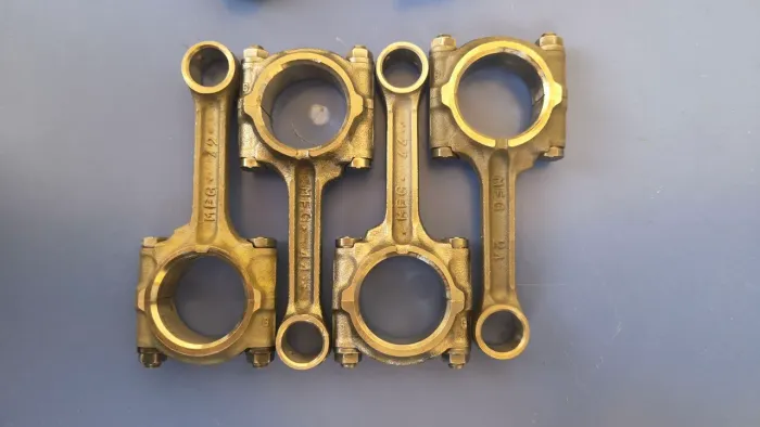 virabrequim , bielas e bronzinas honda hornet , vendo separado , a combinar