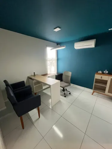 Sala comercial para aluguel tem 20 m² em Jaraguá - Maceió - AL