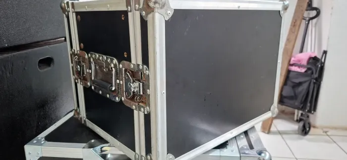 Case rack para periféricos 6u