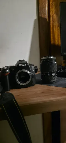 Nikon D90 + Lente Nikkor 35-70mm f 2.8