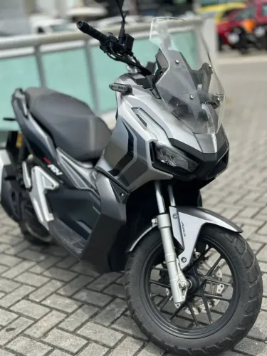 HONDA ADV 150 - 2023/2023 - Pequena Entrada + parcelas fixas de R$ 431,99 mensais