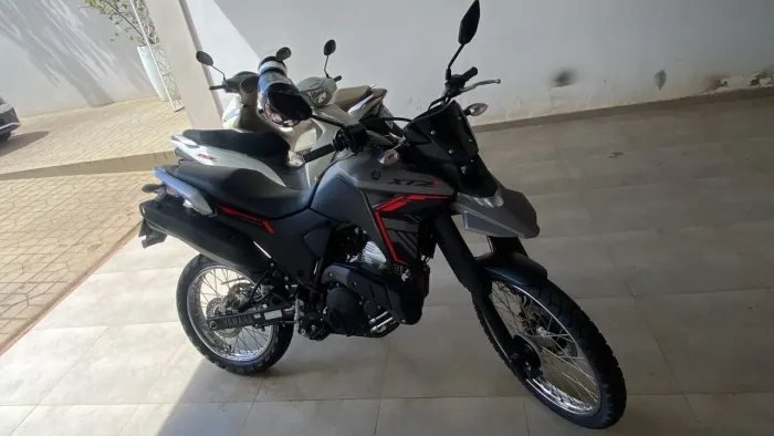 Vendo ou troco lander 2025