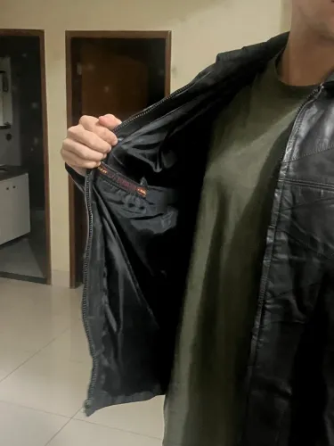 Jaqueta de couro
