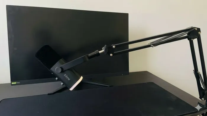 Microfone fifini + braço articulado