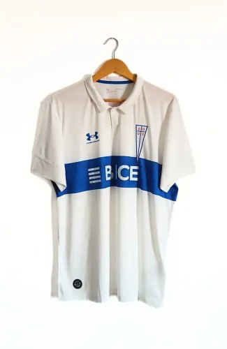 Camisa Original Under Armour Universidad Catolica 2023 - Modelo Home
