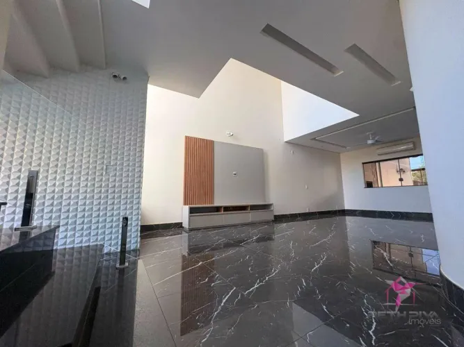 Casa com 3 Dormitórios, Suíte e Área Gourmet no Clube do Bosque Leme/SP