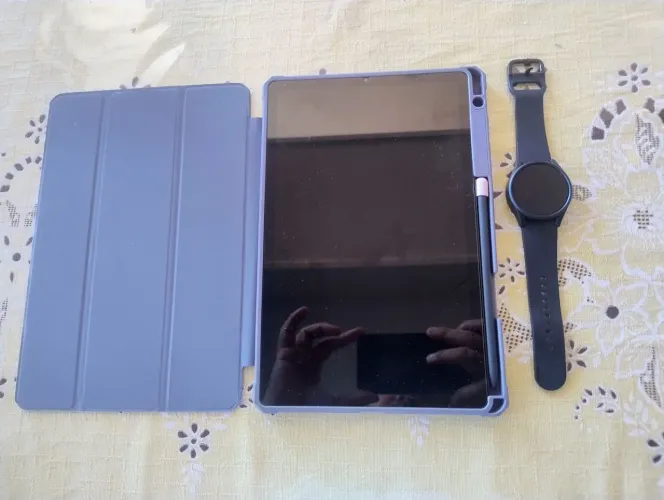 Galaxy Tab S6 lite e galaxy watch 4