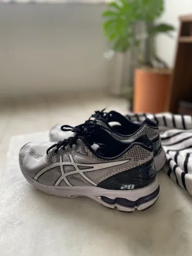 Tênis Asics Gel-Nimbus 20