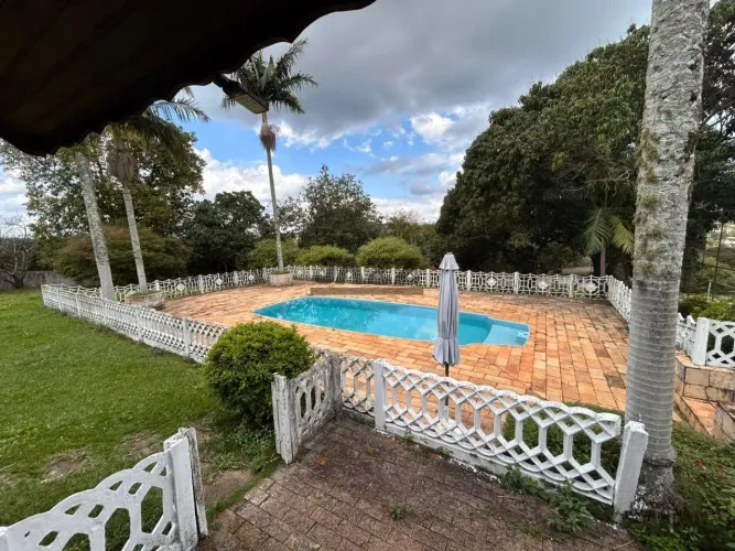 Chácara à venda com 421 m² e 3.096 m² de área total em Bragança Paulista