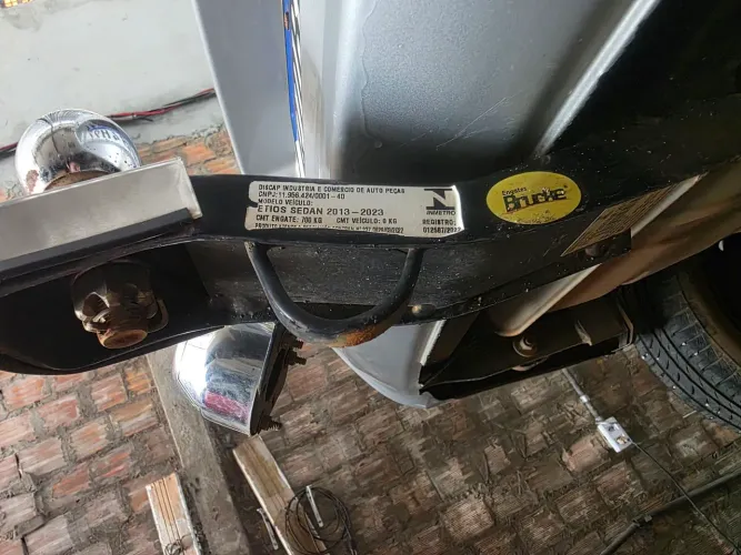 Reboque etios sedan desapego