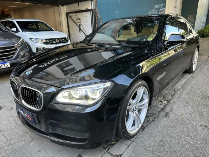 BMW 750I M Sport Sedan 4.4 V8 450cv Aut. 2014