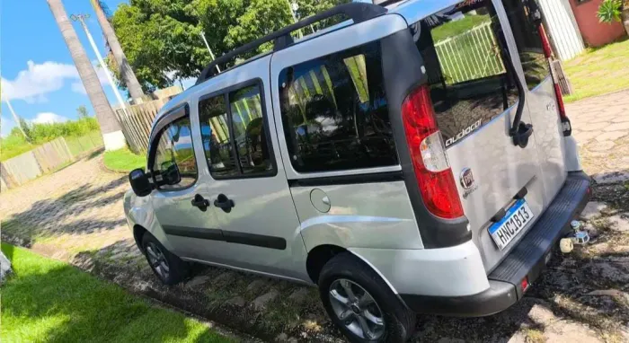 Fiat Doblo ELX 1.4 MPI Fire Flex 8V 4P 2011