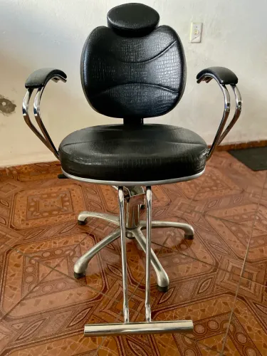 Cadeira para salão/ barbearia 