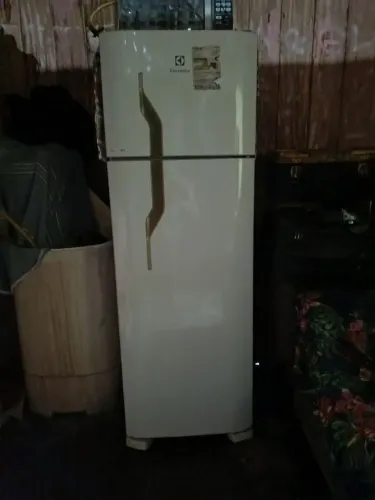 Geladeira Electrolux