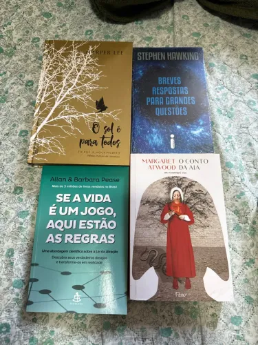 Livros novos em excelente estado