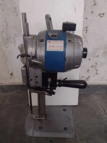 Máquina de cortar tecido industrial