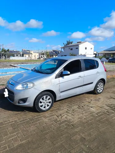 Fiat Palio Attractive 1.0 EVO Fire Flex 8V 5P 2013
