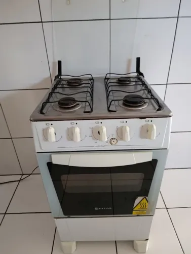Vendo fogão 4 bocas