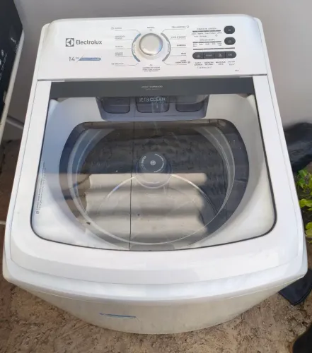 Máquina de lavar roupa Electrolux Essencial Care 14kg