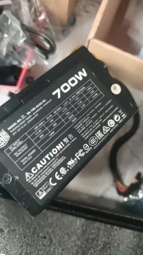 Fonte computador 700w ColerMaster