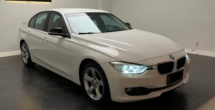 BMW 320I A Modern/sport TB 2.0/a.flex 16V 4P 2013