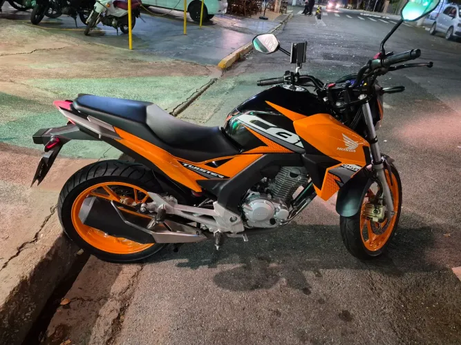 CB Twister 250 Flexzone Laranja Exclusiva 2019