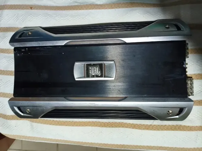 Amplificador Automotivo da JBL