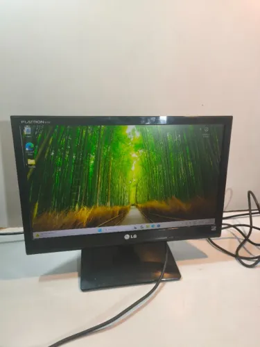 Monitor LG 19" Slim Led